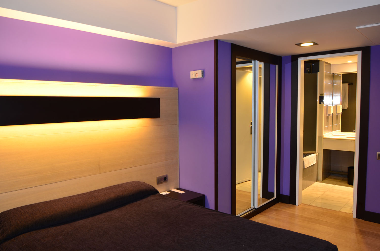 Hotel Ciudad De Логроньо Экстерьер фото